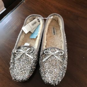 Brand new (no box) Old Navy slippers